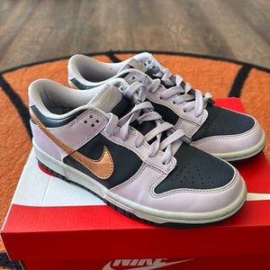 Nike dunks - Thunder Blue and Metallic Copper